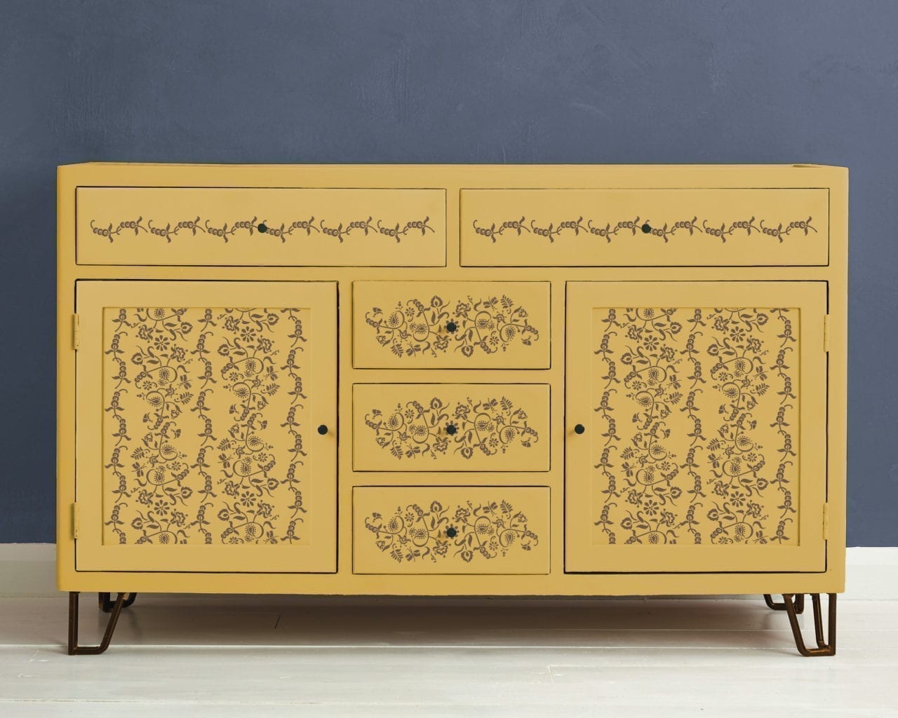 Pochoir Paisley Floral Garland – Chalk Paint